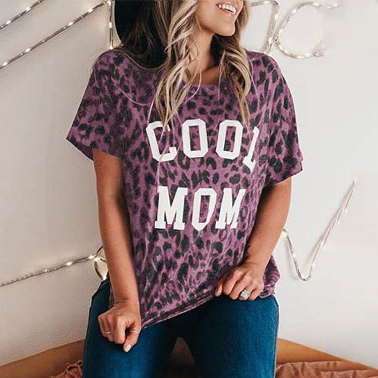 Round Neck Loose Fitting Short Sleeved T-shirt