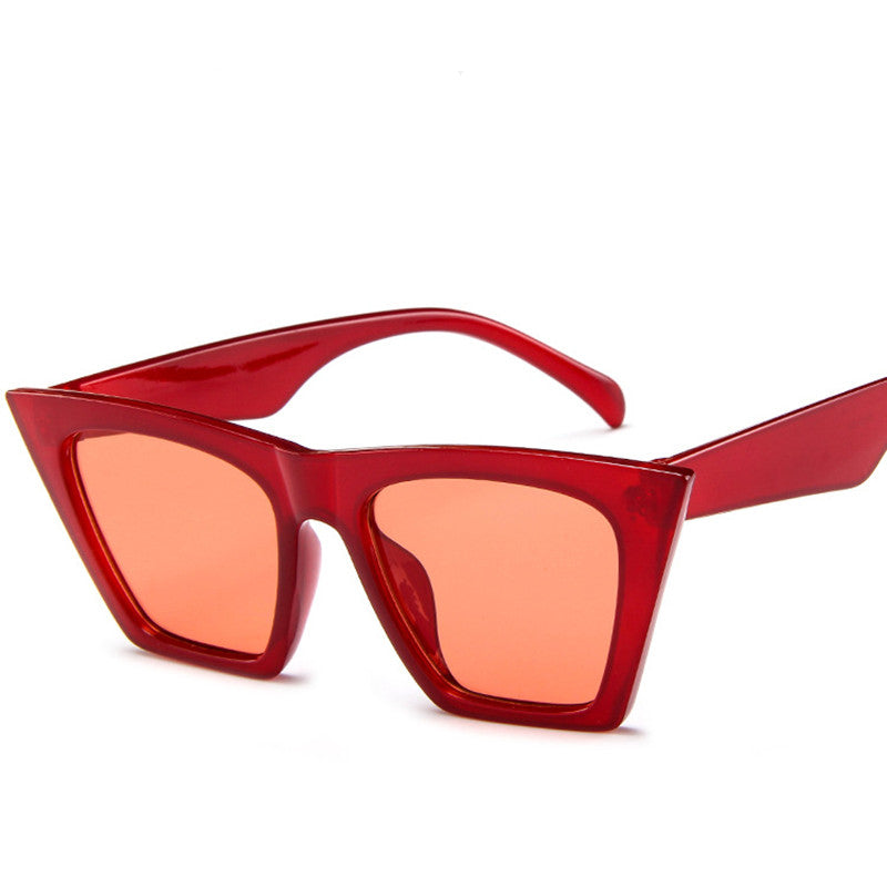 European and American Fashion Sunglasses Men and Women Retro Sunglasses European and American Fashion Sunglasses Men and Women Retro Sunglasses