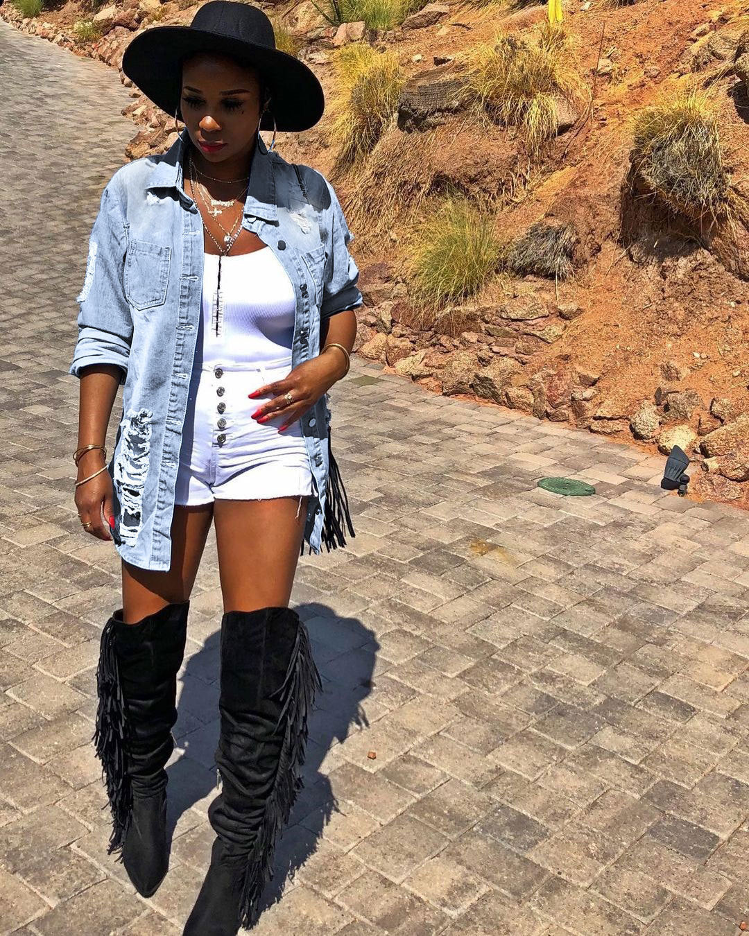 Fashion Ripped Casual Denim Jacket Women Fashion Ripped Casual Denim Jacket Women