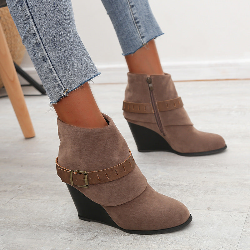 Buckled wedge high heel side zipper short boots