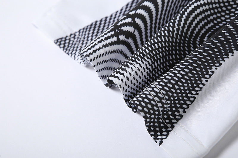 The New Round Neck Print Slim Body Revealing Umbilical Cord Inside The Small Undershirt