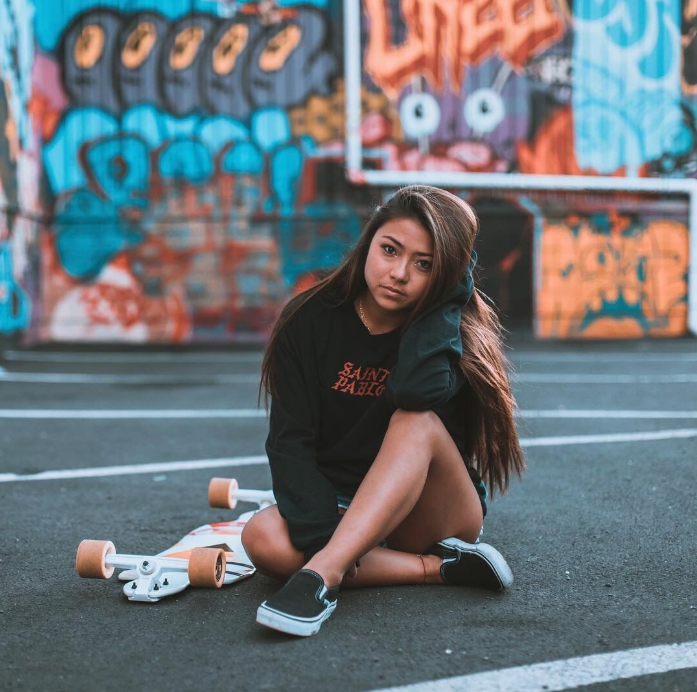 Kanye long-sleeved T-shirt loose bottoming shirt for men and women