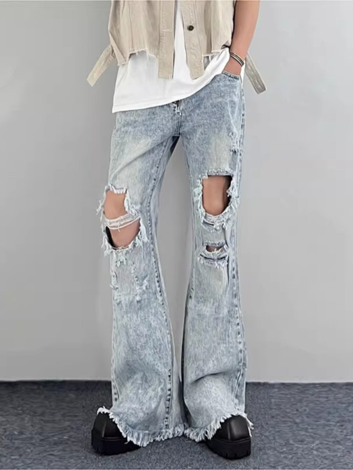 Summer Distressed Slim Blue Jeans Summer Distressed Slim Blue Jeans