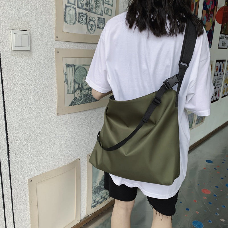 Simple And Versatile Light Travel Bag For Men And Women