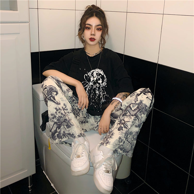 Loose Straight Leg Pants For Men And Women In A Retro Ink Print