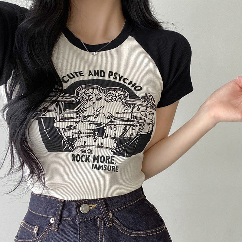 Black And White Contrast Color Slimming Versatile Short Sleeved Top
