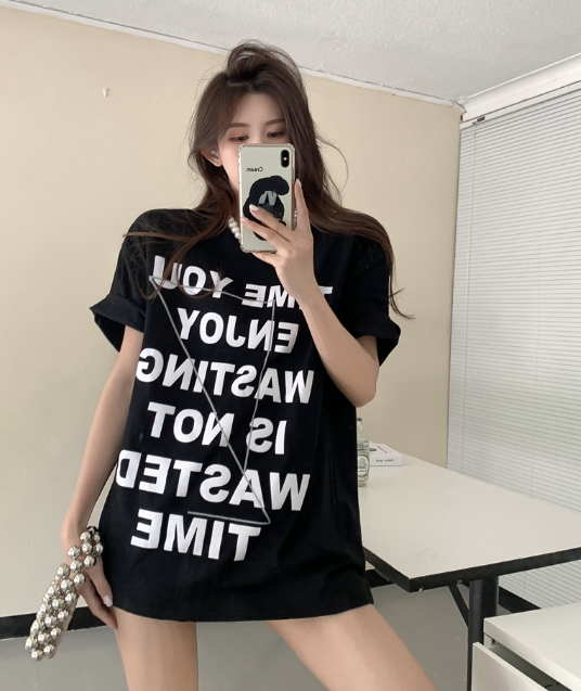 X307 พิมพ์เสื้อยืดแขนสั้นผ้าฝ้ายหลวมความยาวปานกลางในน้ำด้านบน