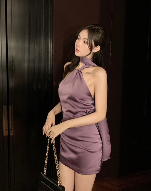 X416 ฤดูร้อนใหม่อารมณ์บางสีทึบชุดกระโปรงหญิง