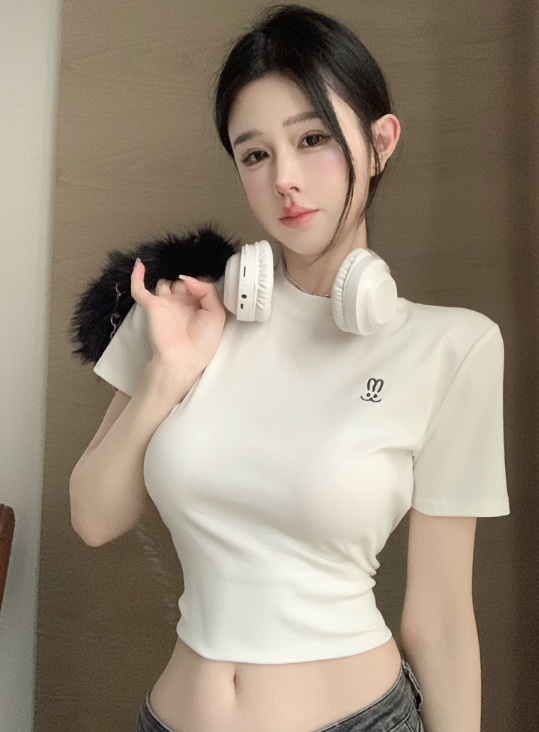 X394 เสื้อยืดแขนสั้นหญิงอารมณ์ฤดูร้อนปักเสื้อครอป