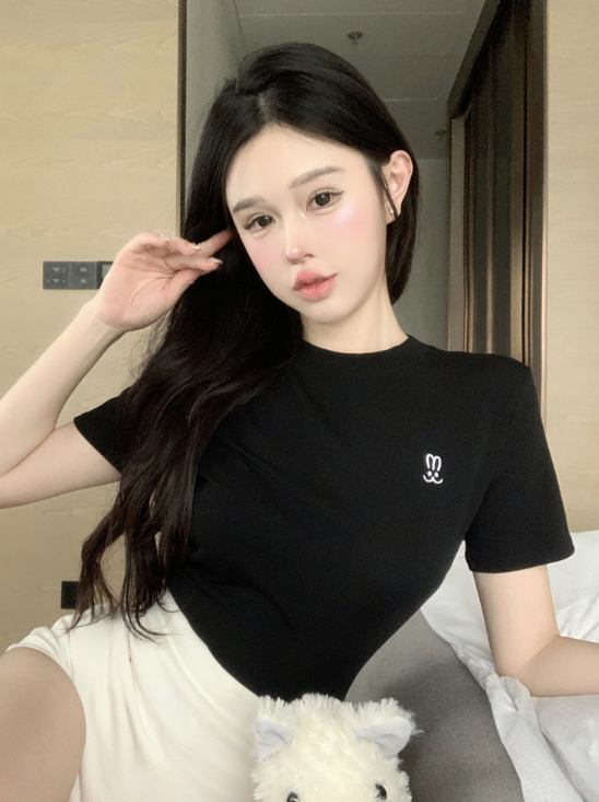 X394 เสื้อยืดแขนสั้นหญิงอารมณ์ฤดูร้อนปักเสื้อครอป