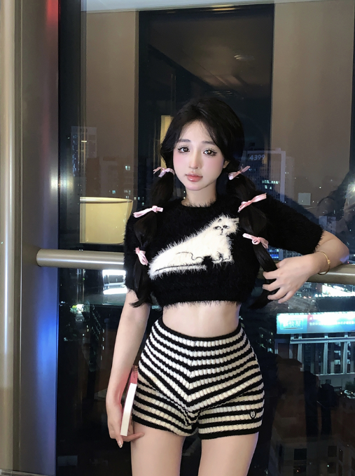 X192 Sweet Pure Desire Kitten เสื้อตัวสั้น + กางเกงขาสั้นลายทาง