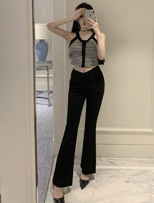 X425 เสื้อกั๊กถักทรงสลิมฟิตลายทางคอวี + กางเกงลำลองยางยืดทรงสลิมฟิตเอวสูง