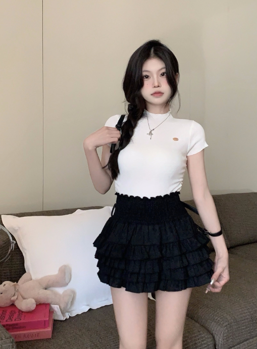 X506 เสื้อสเวตเตอร์แขนสั้นคอบาง + ชุดกระโปรงเค้ก