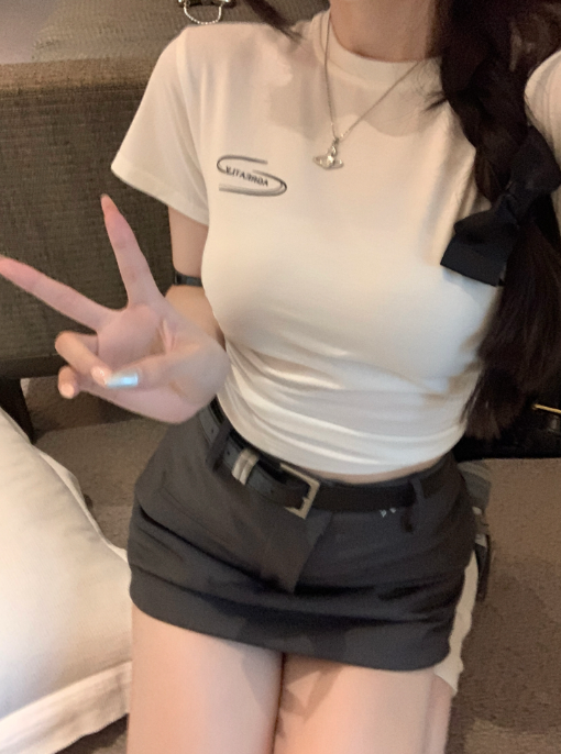 X511 เสื้อยืดคอกลมแขนสั้น สีขาว เสื้อเชิ้ตผู้หญิง