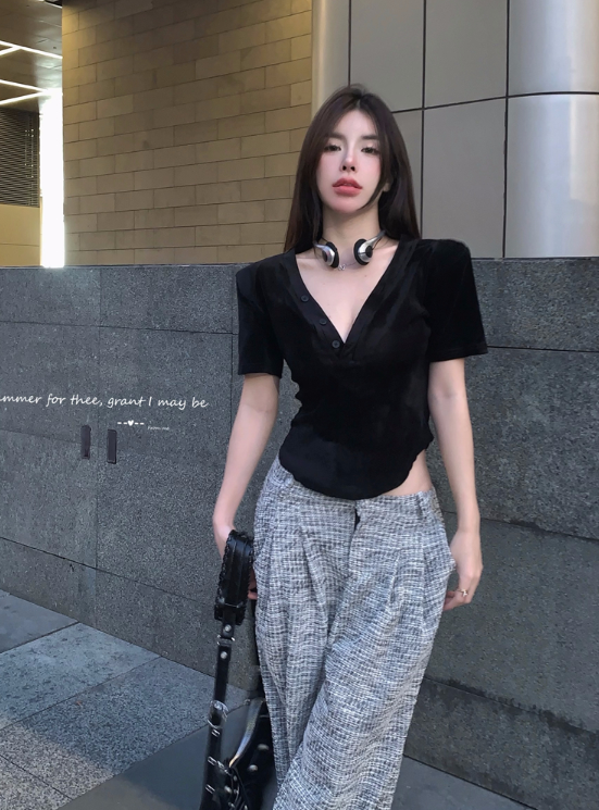 X632 เสื้อทีเชิตกำมะยี่สไตส์สวยๆจ้า