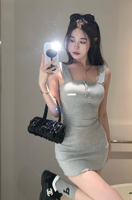 X548 เดรสสายเดี่ยวทรงสลิมมาใหม่