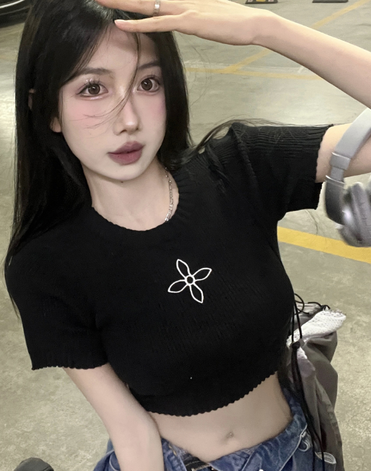 X399 เสื้อถักสั้นบางเฉียบผู้หญิงฤดูใบไม้ผลิและฤดูร้อนใหม่สะดือเสื้อยืดผู้หญิง