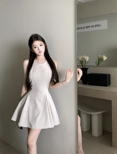 N17 Sexy Sleeveless Dress Women's Niche Design Chic and Beautiful Temperament Waist-Controlled Pleated Skirt