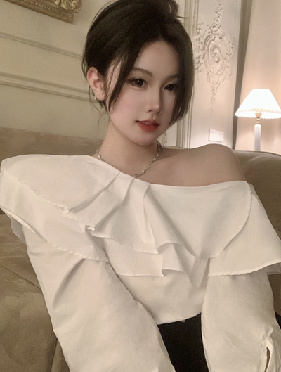X272 French ruffles off-the-shoulder design looks slim and pure white shirt for women