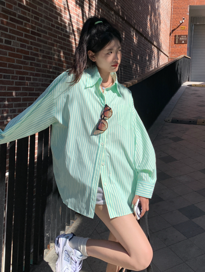 W945 green stripe temperament ins trendy high-end loose white long-sleeved shirt ~